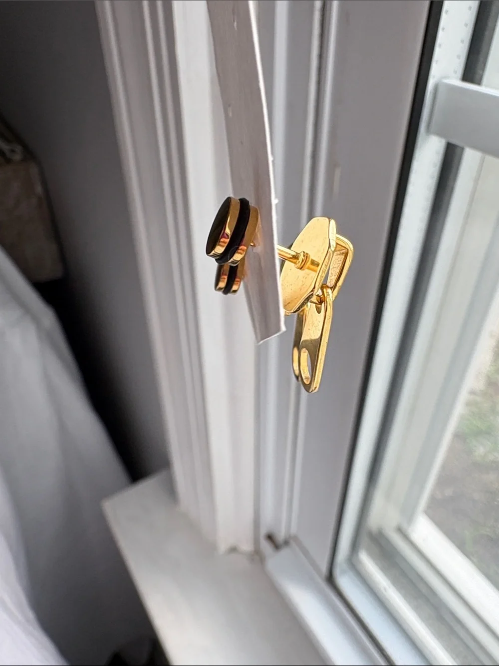 Gold-Tone Zipper Earrings Posts